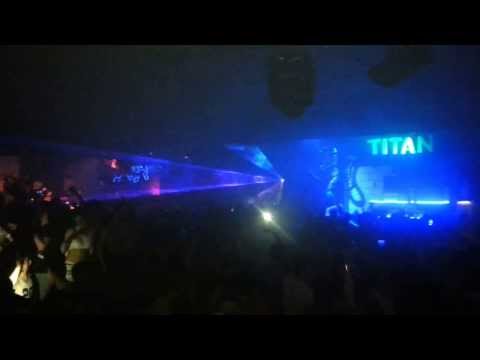 Martin Garrix Titan Xyphos Complex