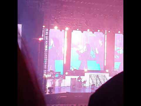 191228 IU in Jakarta Day 1 Compilation Concert Love Poem