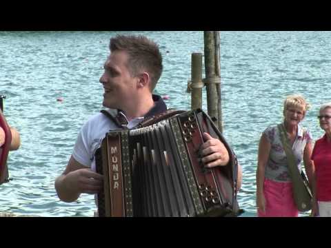 Harmonikarski orkester Nejc Kastelic   Do ušes zatreskan