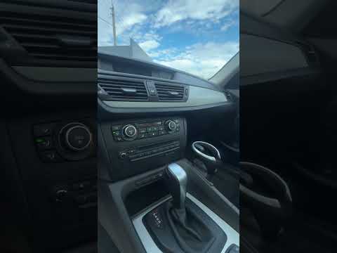 фото bmw x1 i (e84) 0