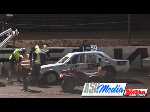 Production Sedans: Moon's Crash, Smith's DQ and the Photo Finish - Moora Speedway