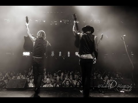 Play Video Youtube Video