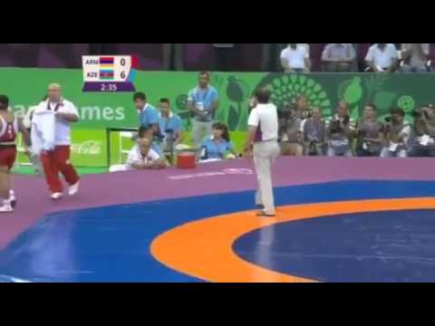 elman mukhtarov azerbaijan vs roman amoyan armenia   baku 2015 wrestling