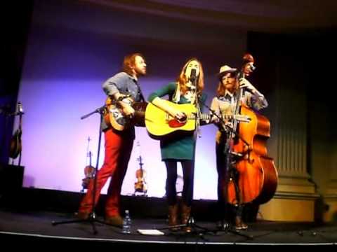The Stray Birds - Harlem (Celtic Connections 2014)
