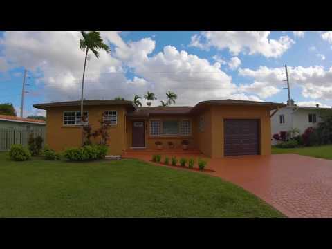 🏡 1138 Dove Ave. in #MiamiSprings | 🎥4K Property Spotlight