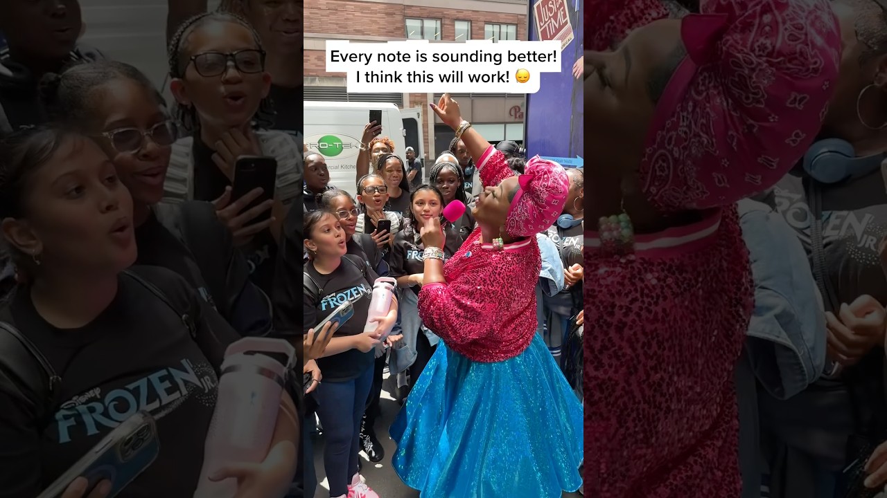 CHOIR Sings w/ Vocal Coach In TIMES SQUARE!😲💖🎶