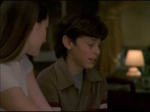 Freaks & Geeks - 1x16 - "Smooching and Mooching" (5/5) [Subtitulos]