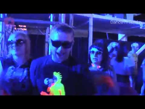 Ferry Corsten - Punk (Arty Rock n Rolla Remix) [played by Sander Van Doorn]