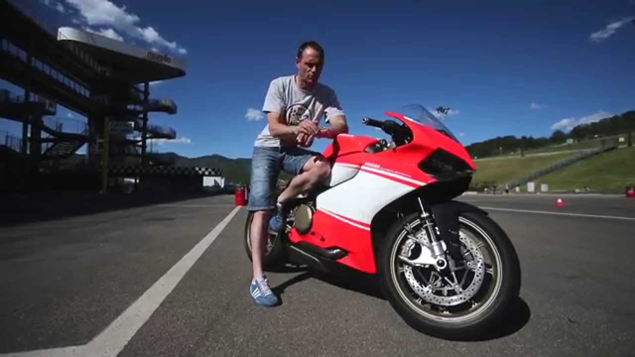 Ducati 1199 Superleggera | First Ride | Motorcyclenews.com