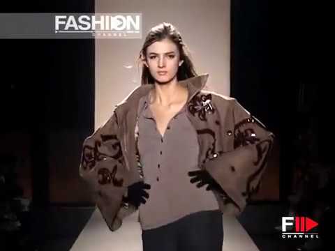 "Salvatore Ferragamo" Autumn Winter 2003 2004 Milan 1 of 3 Pret a Porter Woman by FashionChannel
