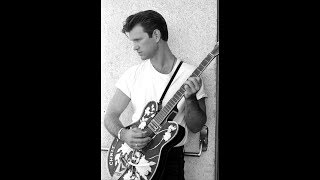 Can&#39;t Help Falling In Love : Chris Isaak