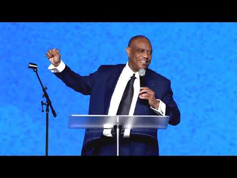 Rev. Dr. Frank Ray Sr - Bleeding While Leading