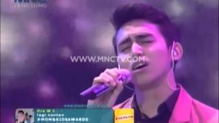Vidi Aldiano feat Vadi Akbar " Cinta Untuk Mama " - Mom And Kids Awards 2015 (22/12)