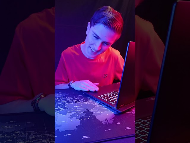 Vídeo relacionado con MSI Prestige 14 AI Studio C1VEG-016ES - Ordenador portátil 14" 2.8K (Intel Core Ultra 7 155H, RAM 16GB, 1TB SSD, Windows 11 Home) Stellar Gray - Teclado QWERTY español