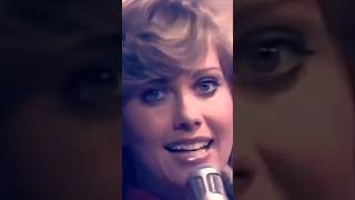 Olivia Newton-John - It’s So Easy (Live, 1975)