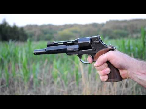 Shooting the Mateba 6 Unica in 357 magnum