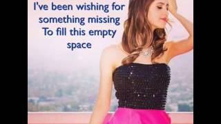 The me that you don&#39;t see -  Laura Marano