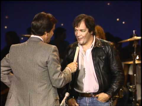 Dick Clark Interviews Mitch Ryder - American Bandstand 1983