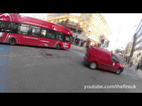 Driver honks cyclist who has priority