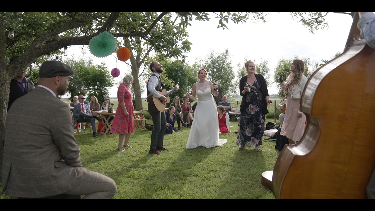 Klik om video te laden en af te spelen