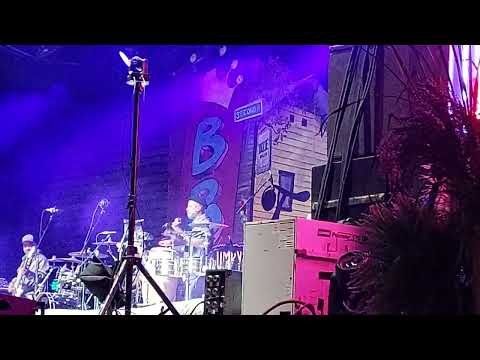 Cee-Lo Green, Its a mans world