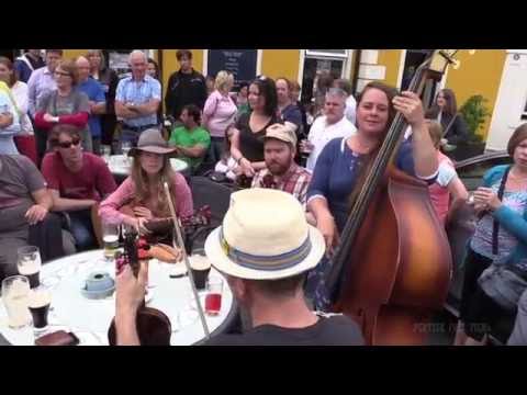 IMPROMPTU BLUEGRASS SESION, Westport Folk & Bluegrass Festival 2016