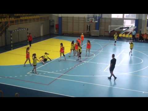 piłka ręczna mecz ligowy r 2002 I połowa MTS ŻORY z MOSM Tychy 07 03 2016 cz 1