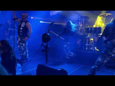 Joakim bamboozles the crowd on Sabaton Cruise 2022