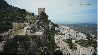preview picture of video 'Castillo de la Iruela y Parroquia de Santo Domingo de Silos, Iruela, Jaén'