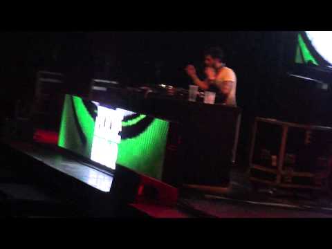 Eddie Bitar - Say Nothing / In The End @ RPC Festival - Argentina (07.03.15)