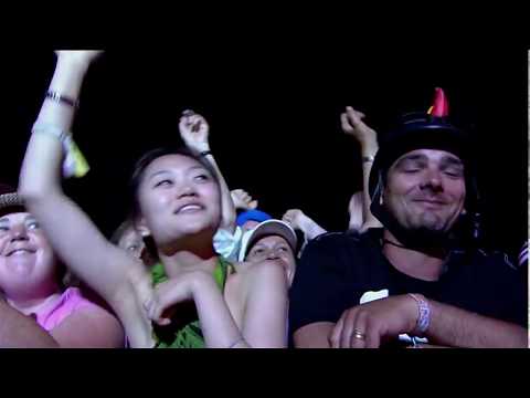 Video thumbnail for New York City Boy [Live at Glastonbury Festival, Worthy Farm, Pilton, UK - 2010/06/26]