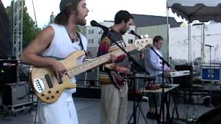 Medium Troy - Mellow in the Shade - Live @ Eugene Celebration 09'
