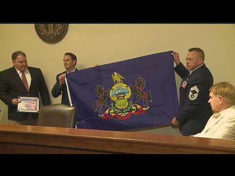 Mercer Co. sheriff's deputy surprises commissioners with patriotic gifts