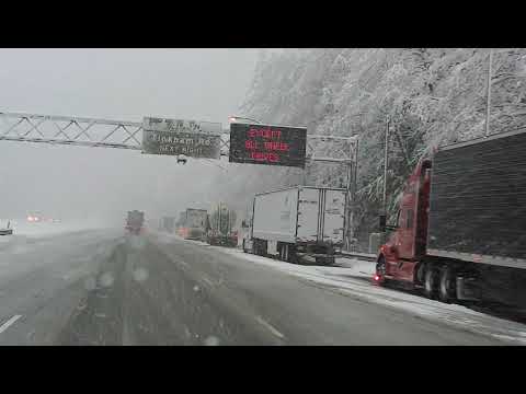 12 9 21 TO SNOQUALMIE PASS, ICE SNOW, SLUSH, CHAINES, POLICE