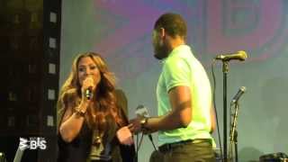 Tamia Sings Improptu Duet &#39;Spend My Life With You&#39; With One Lucky Fan