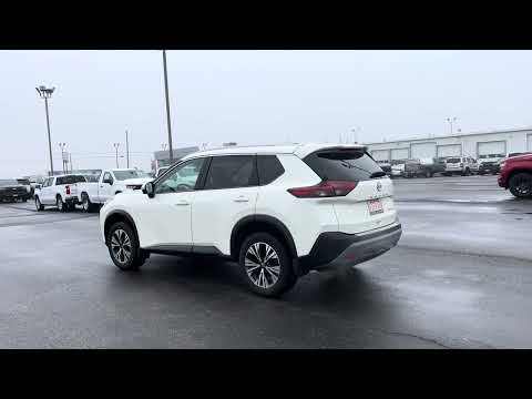 2023 Nissan Rogue AWD SV Moonroof for sale at Lally Chevrolet Ltd. in Tilbury, ON