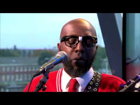 Mr. Sipp 'the Mississippi Blues Child' - Jump The Broom (live @Bimhuis Amsterdam)