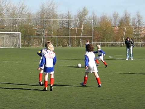 GVAV F4 - Oosterparkers F1 17-04-2010 (3).AVI