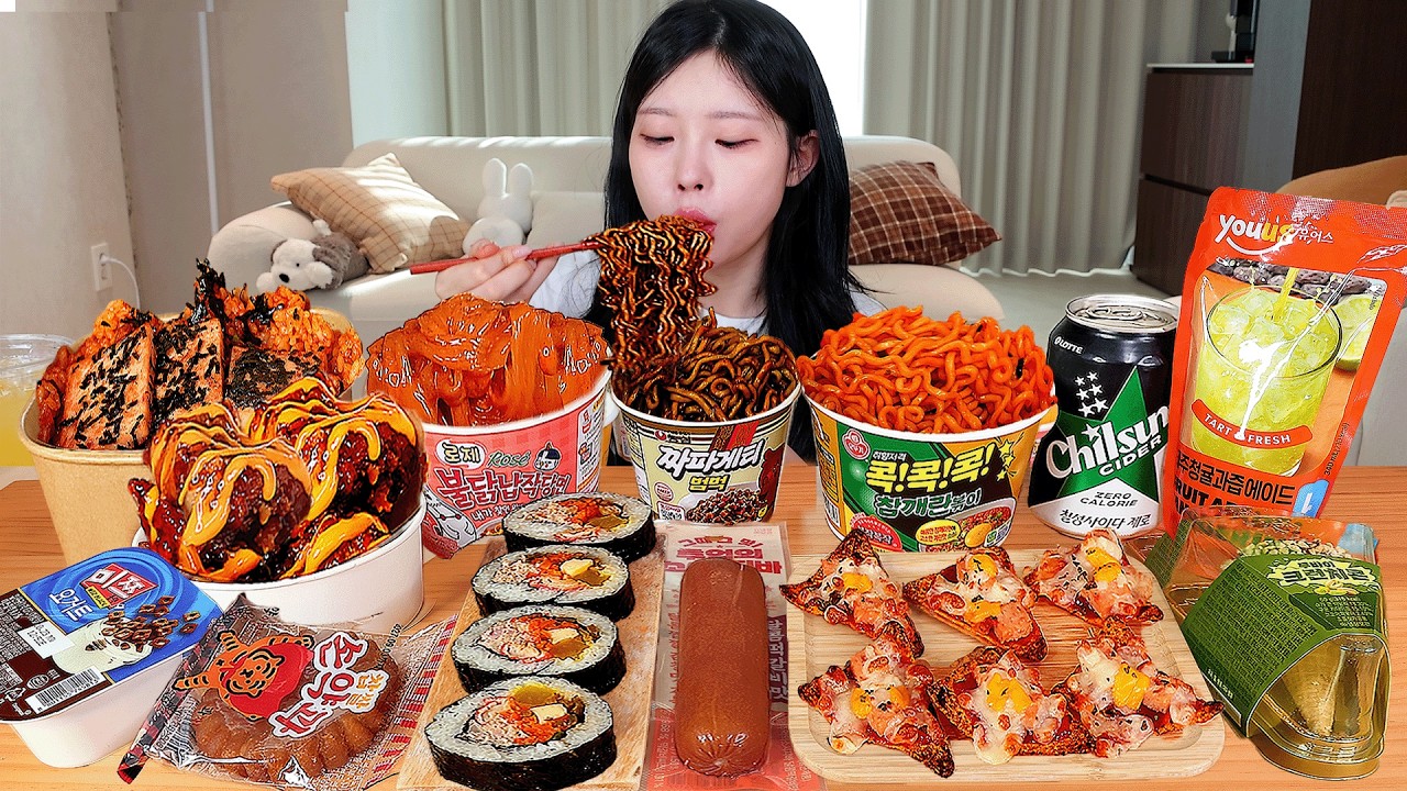 ASMR MUKBANG| 편의점 직접 만든 불닭 납작당면 양념치킨 김밥 디저트 먹방 & 레시피 Convenience Store Food EATING