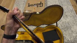 Video thumbnail for Unboxing the Gibson J-150 Noel Gallagher Signature Acoustic Guitar by Aaron Short Music