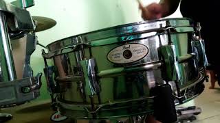 Video thumbnail for Review - Pearl sensitone steel custom alloy 14 x 5,5 snare drum by Saiful Drum