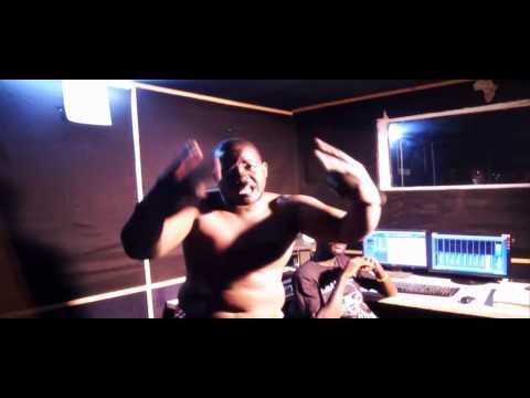 LAAMTORO POSSEE  Repete & Windoude