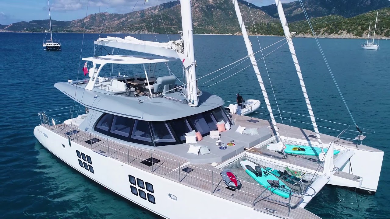 Video thumbnail: ADEA | Sunreef 60 Yacht Walkthrough