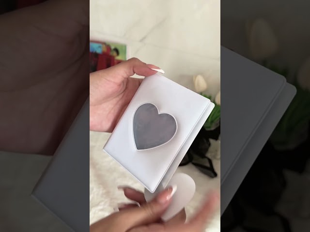 Vídeo relacionado con Stray Negro Photocards Binder, Stray Skzoo Photocard Holder, SKZ Álbum de 400 bolsillos, Merch Kpop Regalos para STAY