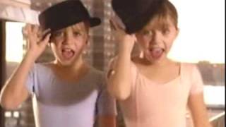 Mary-Kate &amp; Ashley Olsen dancing!
