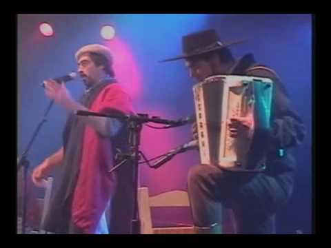 "De Aqui Nomás" Gustavo Cabrera