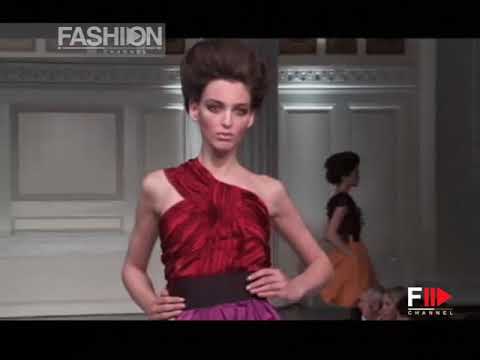 OSCAR DE LA RENTA Fall 2009/2010 New York - Fashion Channel