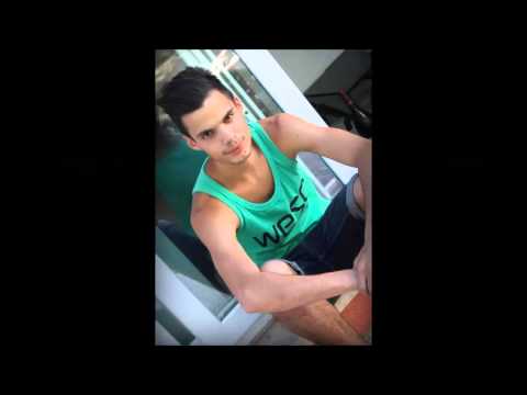 B.A.P - Feat Roldao - Move It [2013]