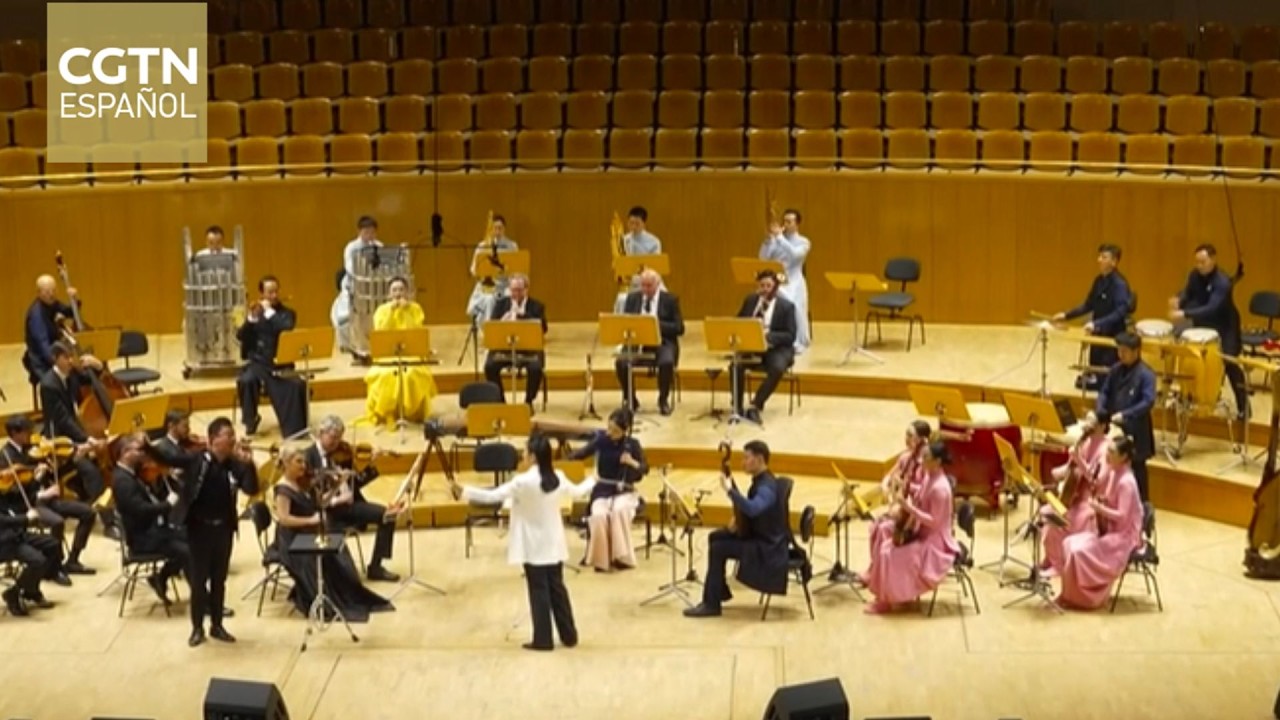 Músicos chinos y españoles comparten escenario en Madrid en un vibrante homenaje al Año Nuevo chino