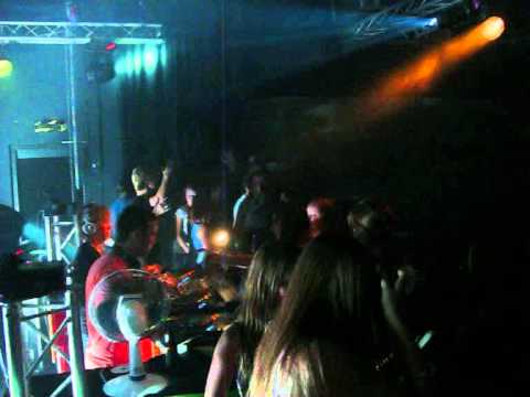 Robaco Bossa & Row Sunshine spinning @ Pulse